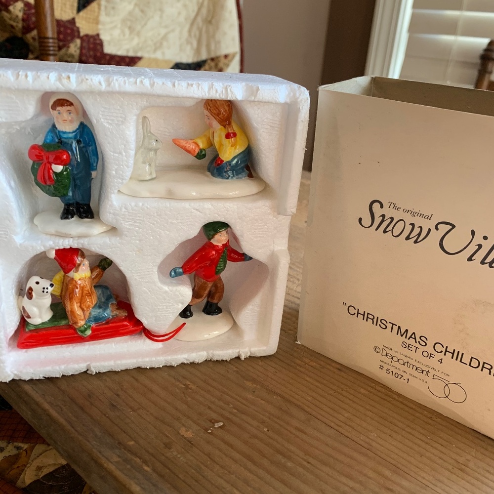 Department 56 snow village accessories
